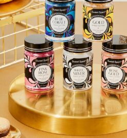 Edible Glitter That Makes Every Dessert Sparkle and Delight Instantly