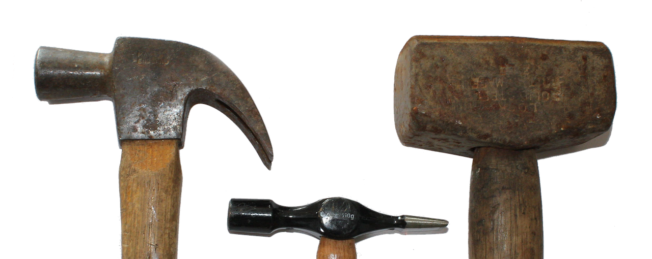 Hammer, pound, tool — Colour Mistakes that You Should Avoid at Home