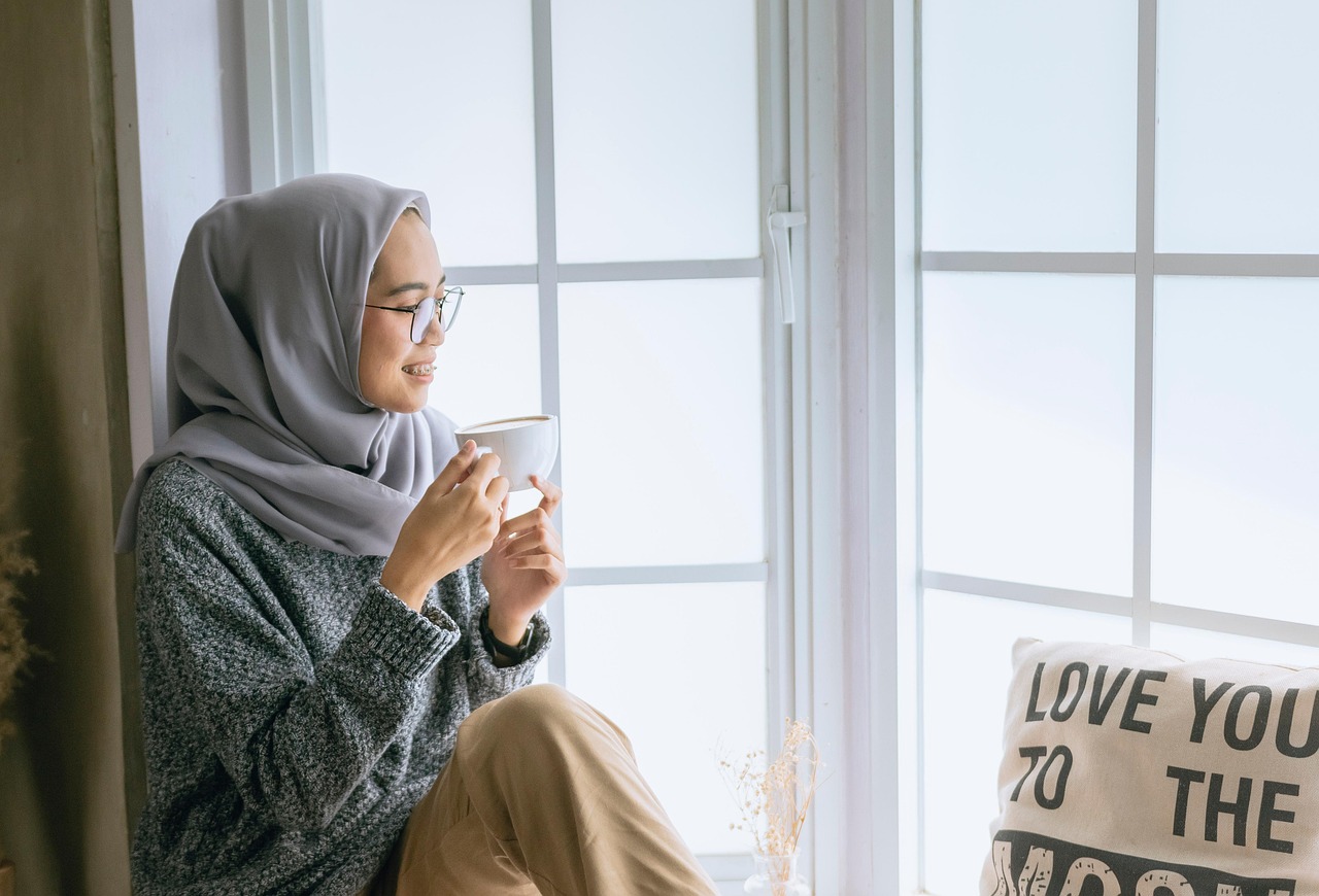 Self-care, woman, hijab — How does Gerbera Work in Get Well Hampers?