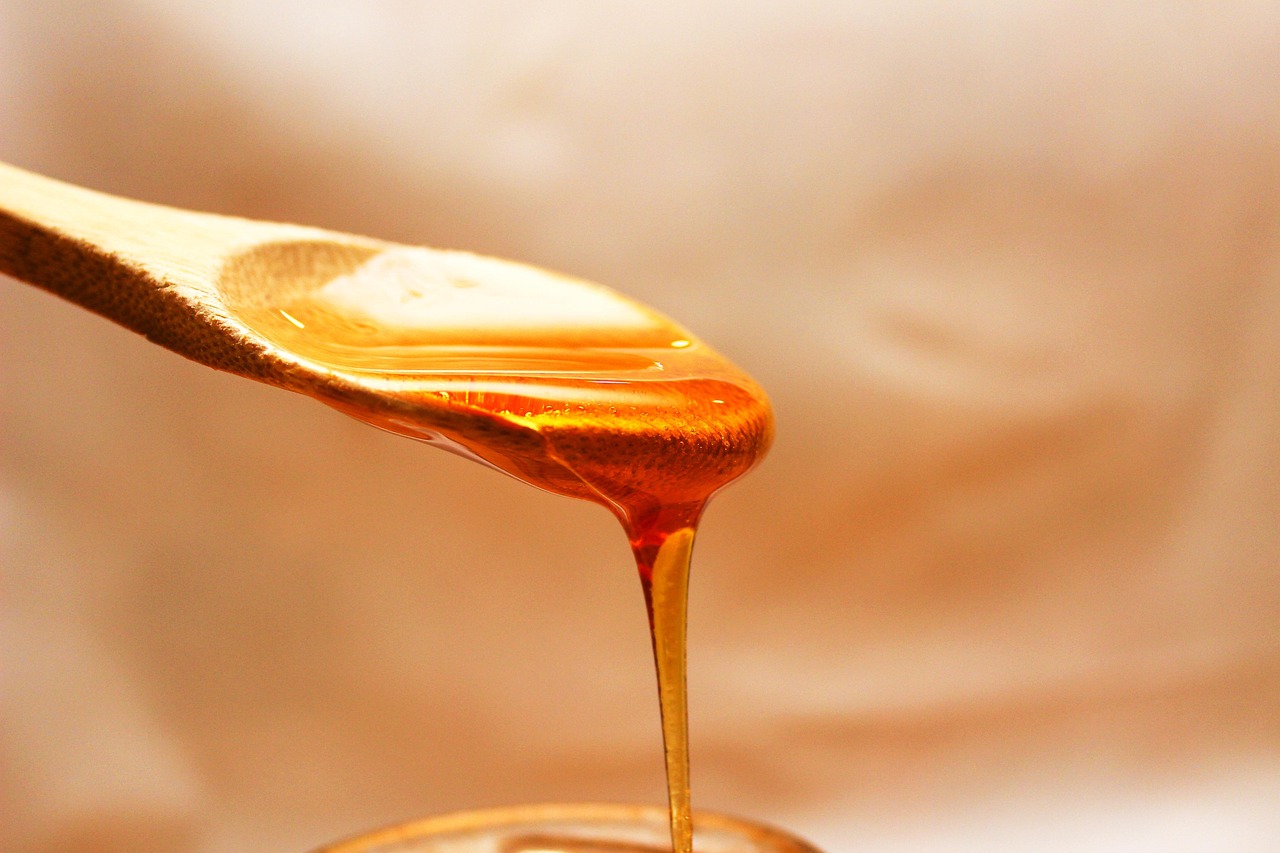 Honey, flowing, spoon — Liposuction Recovery: Tips to Follow After Surgery