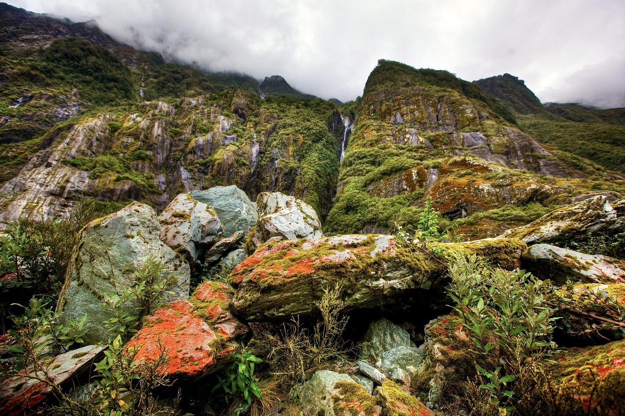 Mountain, cliff, mountainside — Maximizing The Benefits Of Equipment Financing