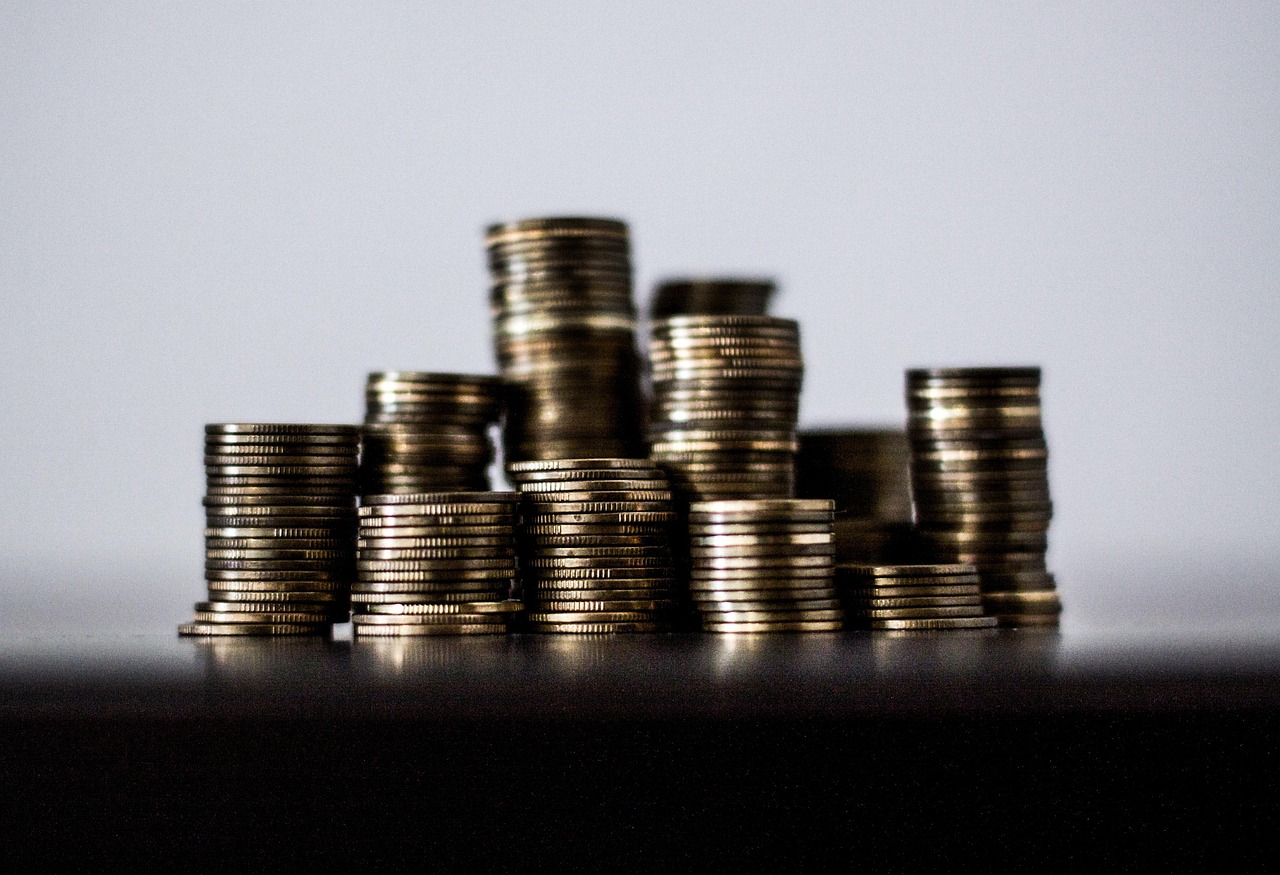 Money, business, money — Navigating Home Ownership: The Role of Mortgage Brokers
